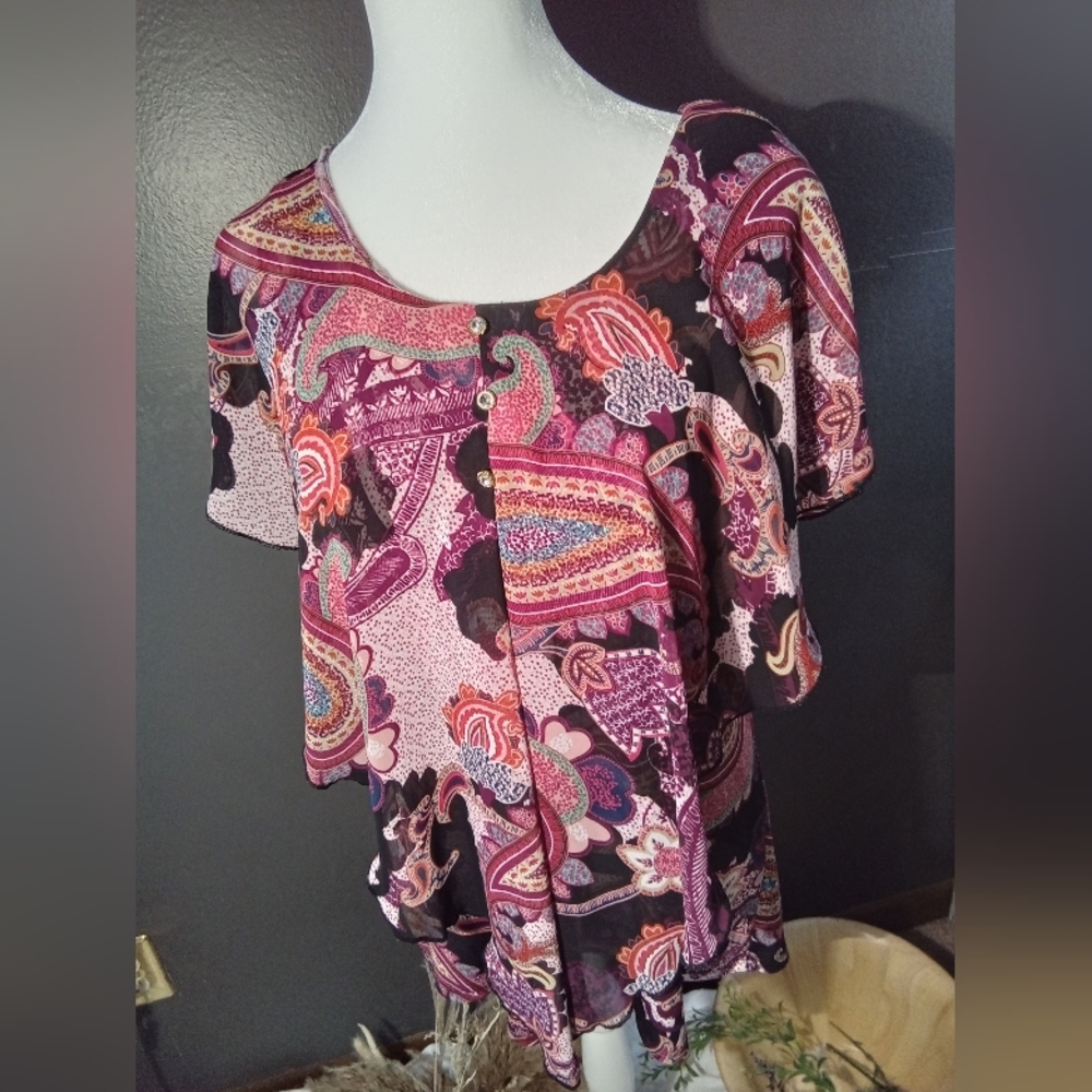 Adele & May Paisley Short-Sleeve Scoop Neck Blouse in Pink M